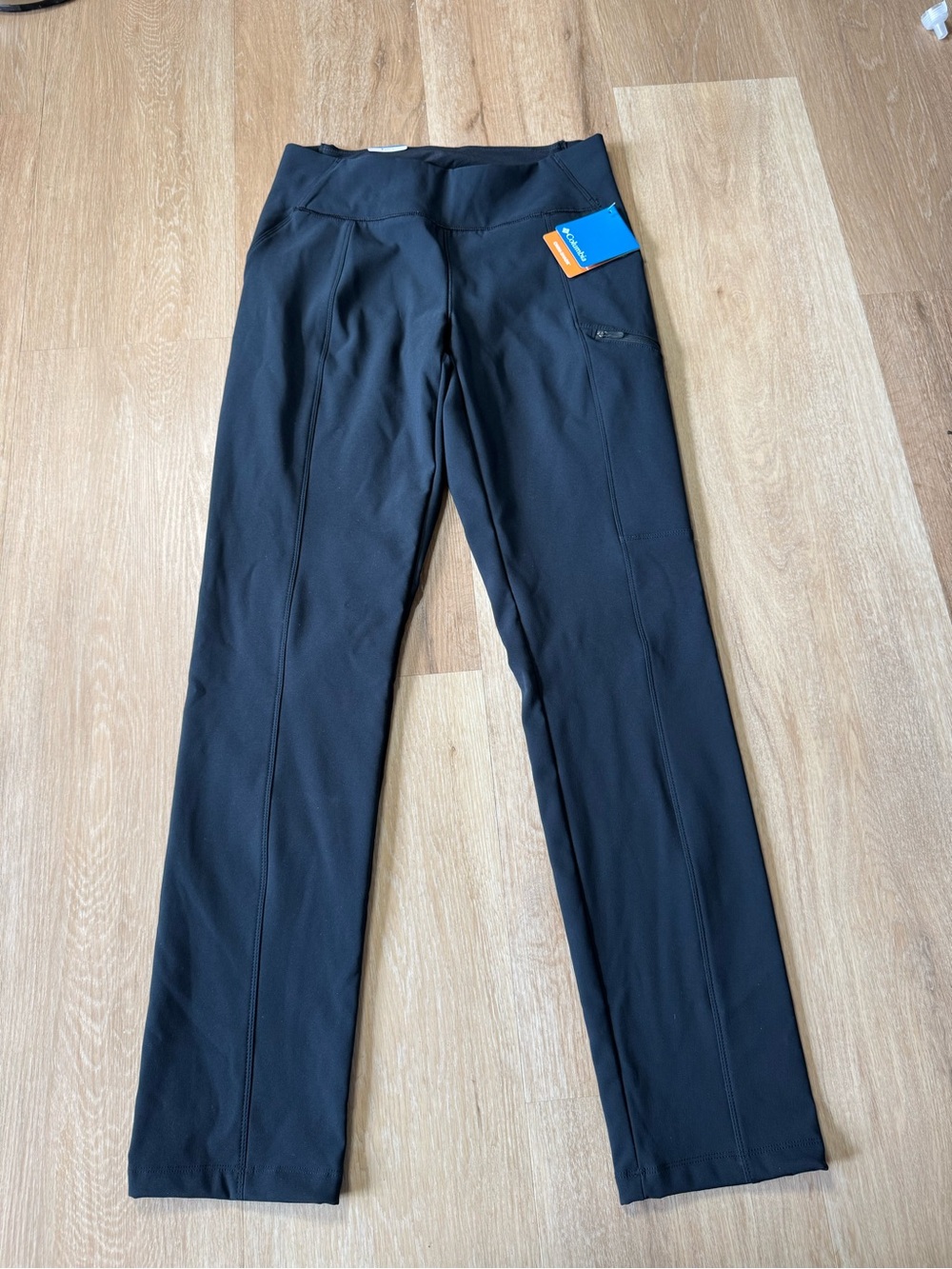 Columbia Black Women's Stretch Outdoor Leggings with Zip Pocket